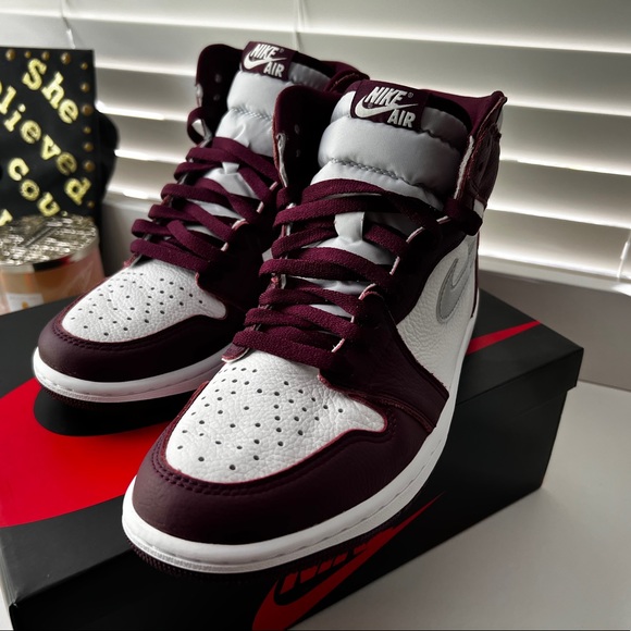Air Jordan 1 Retro High OG Mens Sneakers! - Picture 2 of 6